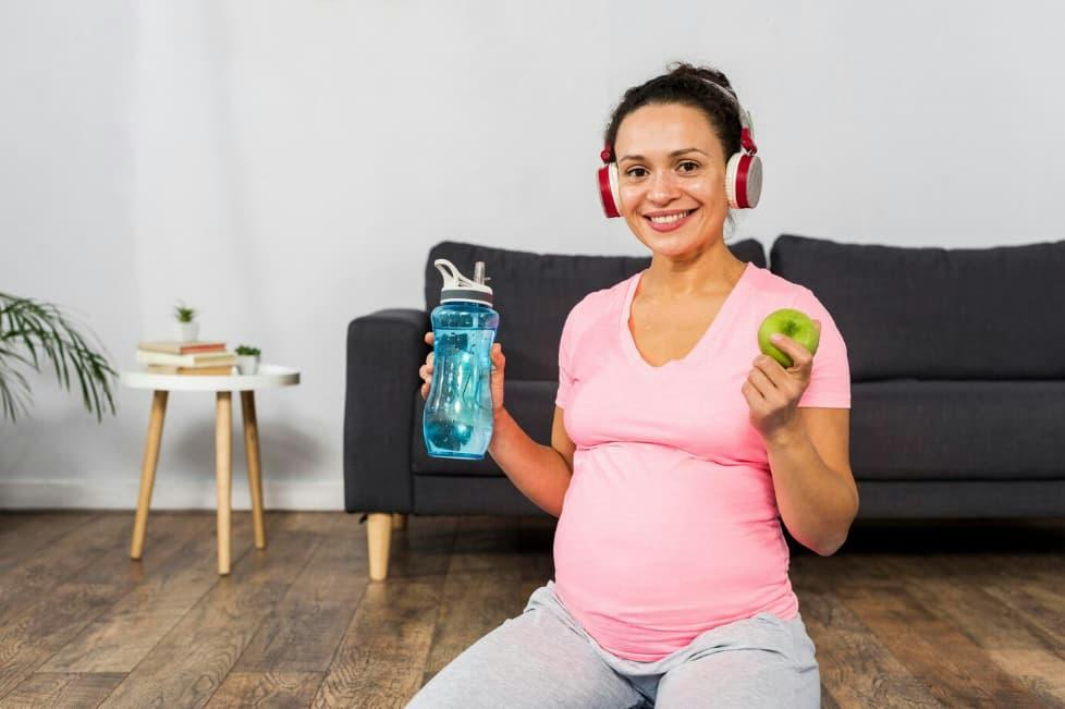 Nutrition-and-Exercise-for-Expecting-Mothers