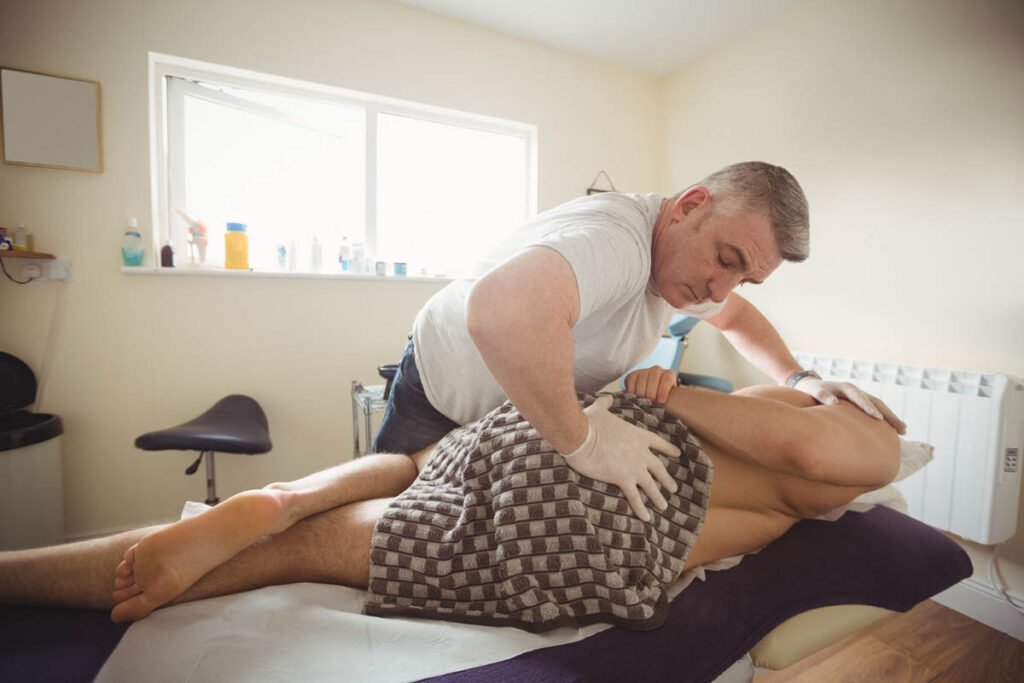 Manual Physical Therapy for Effective Pain Relief